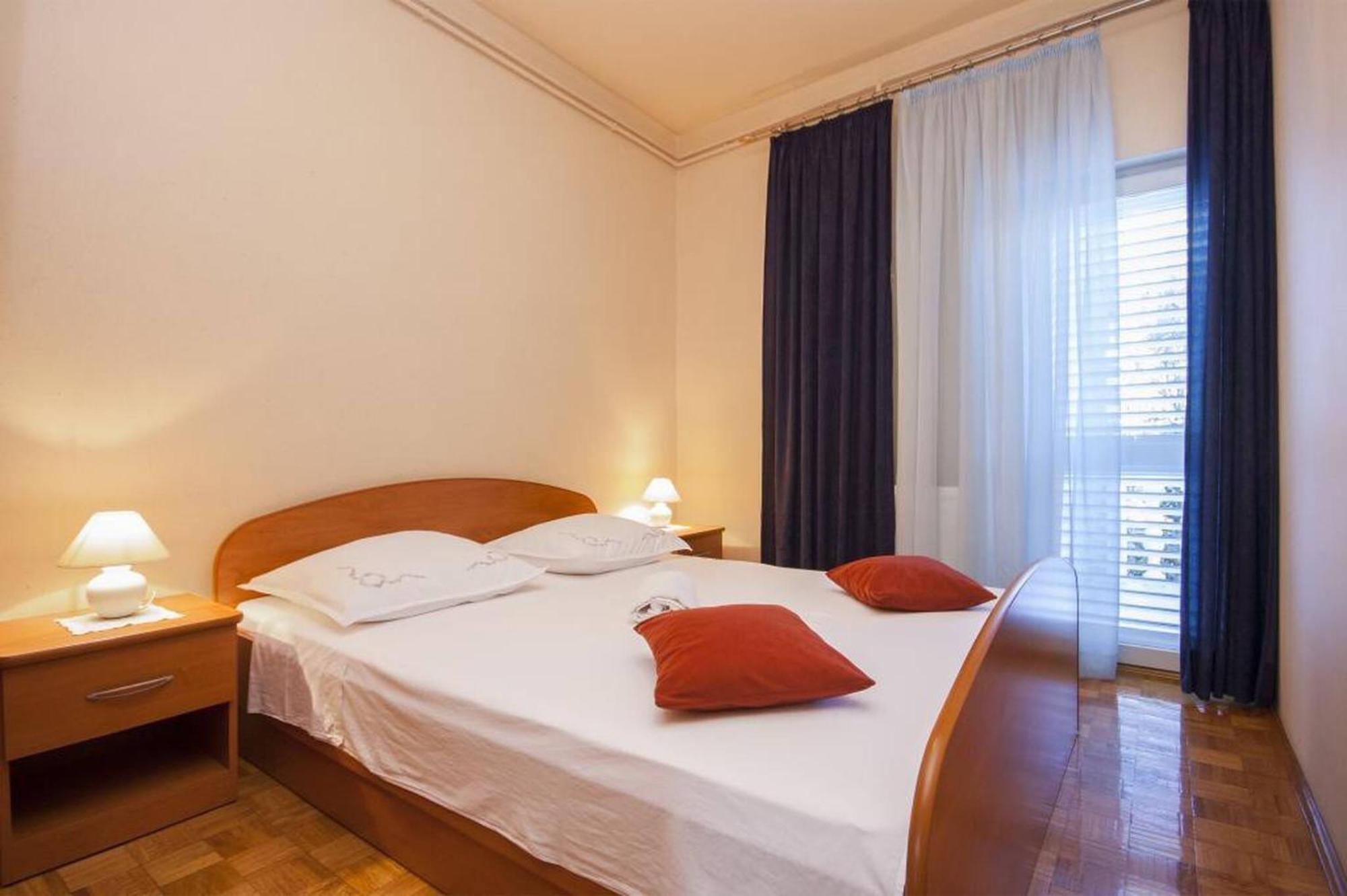 Apartments Zdenka Brodarica  Kültér fotó